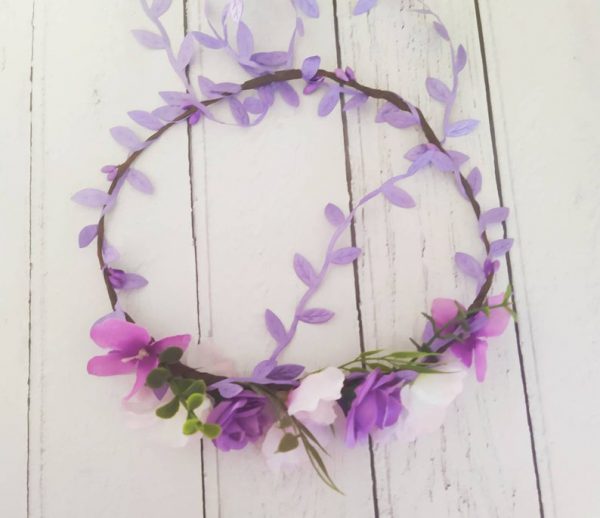 Lush Lilac - Childrens DIY Lilac & White Flower Crown Kit - Image 9