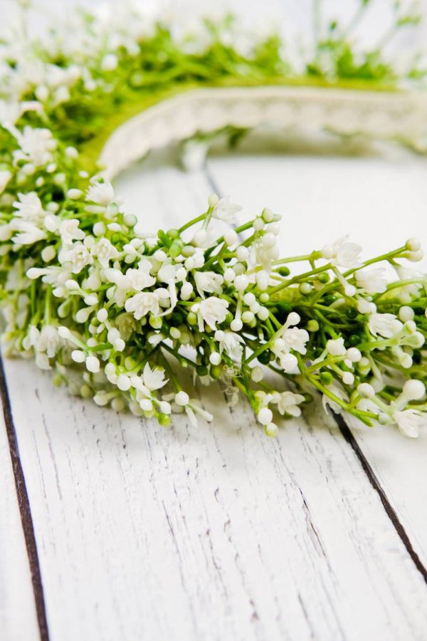 Flower girl's Gypsophila Flower Headband, designed for a comfortable, flexible fit - Image 6