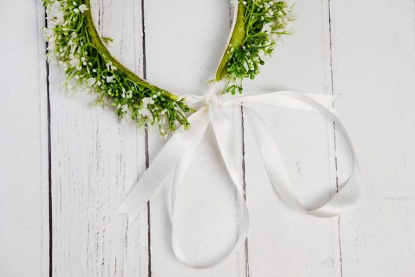 Flower girl's Gypsophila Flower Headband, designed for a comfortable, flexible fit - Image 11