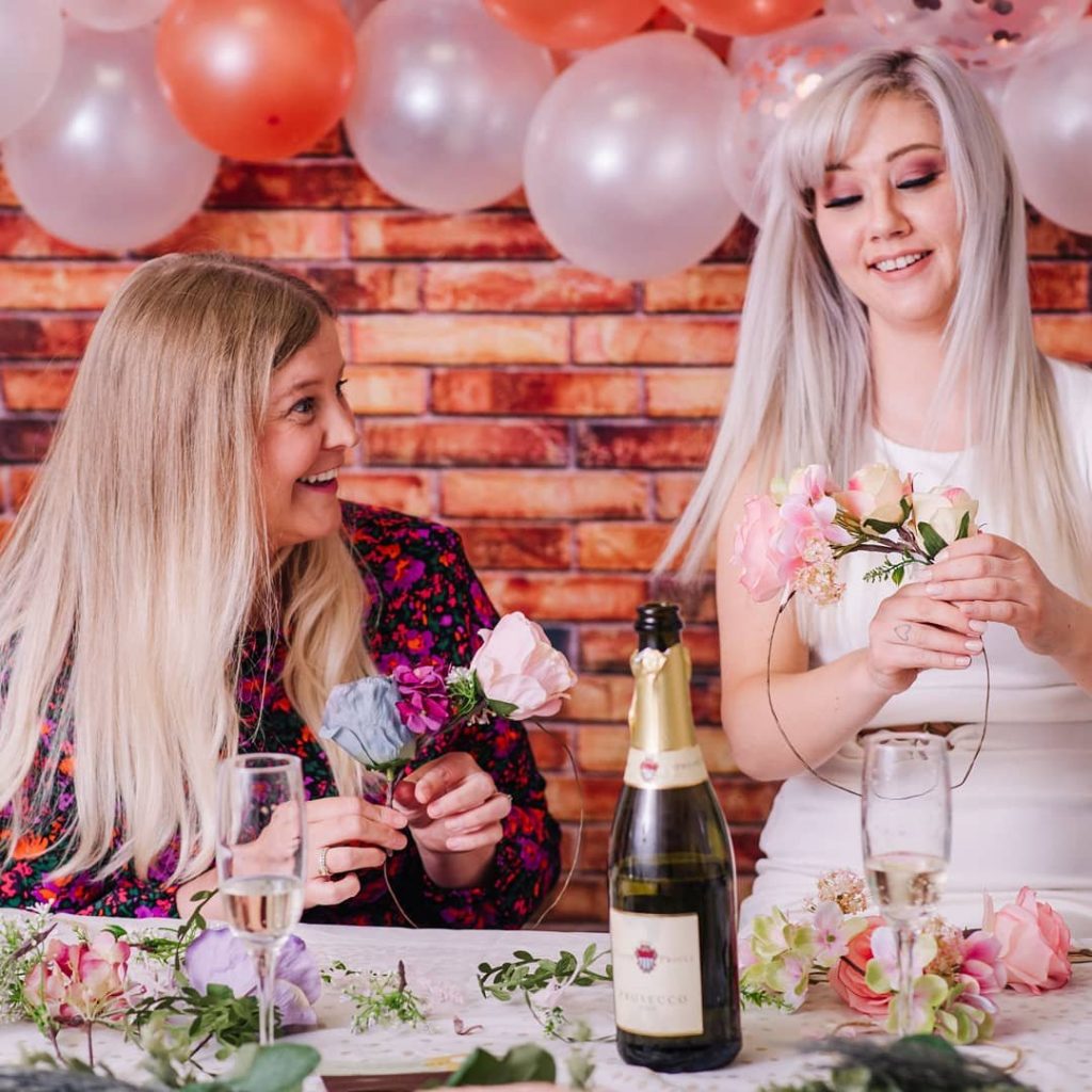 How do you make a flower crown? flower crown hen party
