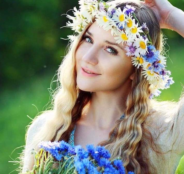 ukrainian flower crown