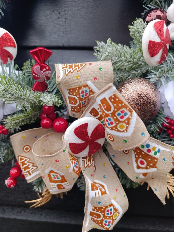 Gingerbread Christmas Wreath 50cm Handmade – Snowy Spruce, White Roses, Gold Foliage, Candy Canes & Gingerbread Men - Image 5