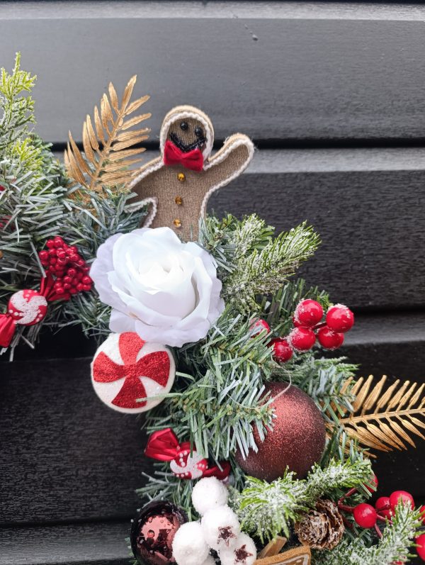 Gingerbread Christmas Wreath 50cm Handmade – Snowy Spruce, White Roses, Gold Foliage, Candy Canes & Gingerbread Men - Image 2