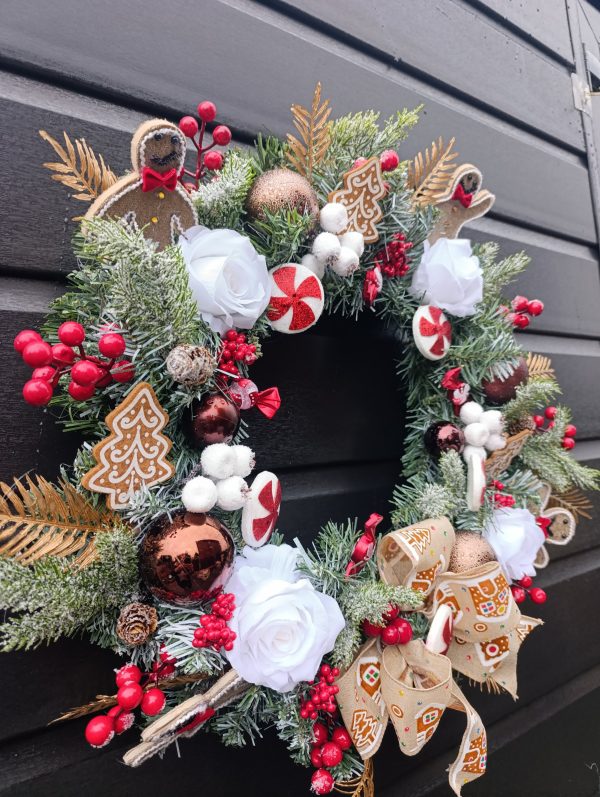 Gingerbread Christmas Wreath 50cm Handmade – Snowy Spruce, White Roses, Gold Foliage, Candy Canes & Gingerbread Men - Image 12