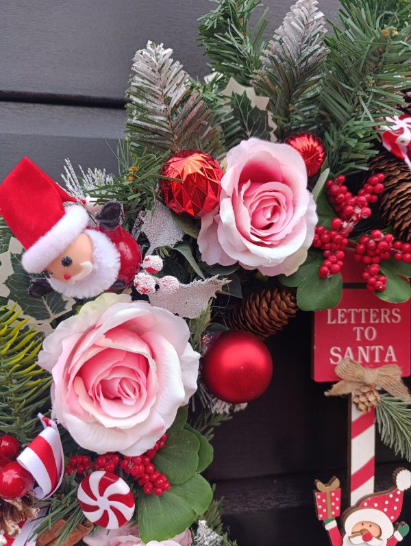 Red and Pink Christmas Wreath - Handmade - Letters to Santa - Festive Door Decoration - Image 6