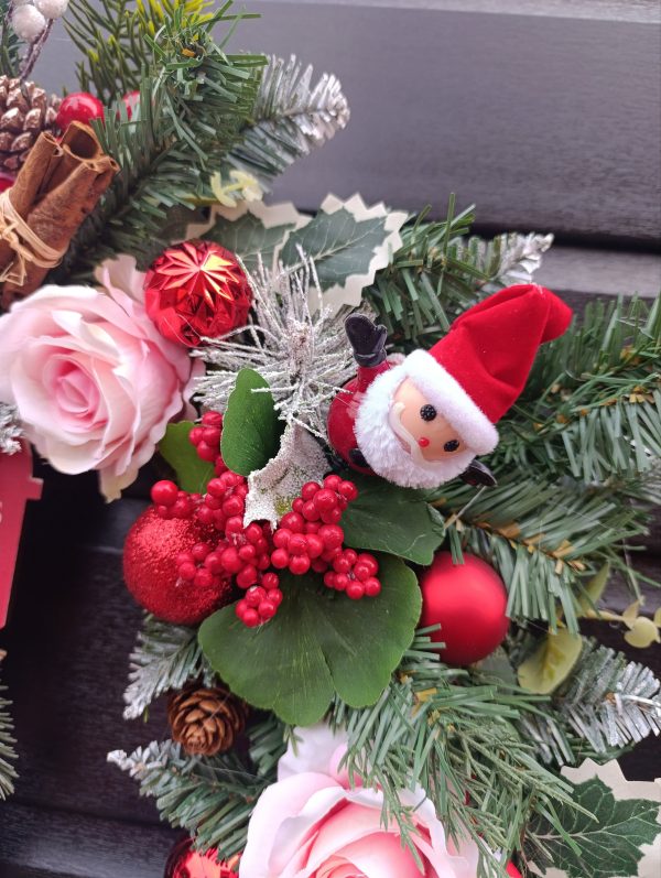 Red and Pink Christmas Wreath - Handmade - Letters to Santa - Festive Door Decoration - Image 4