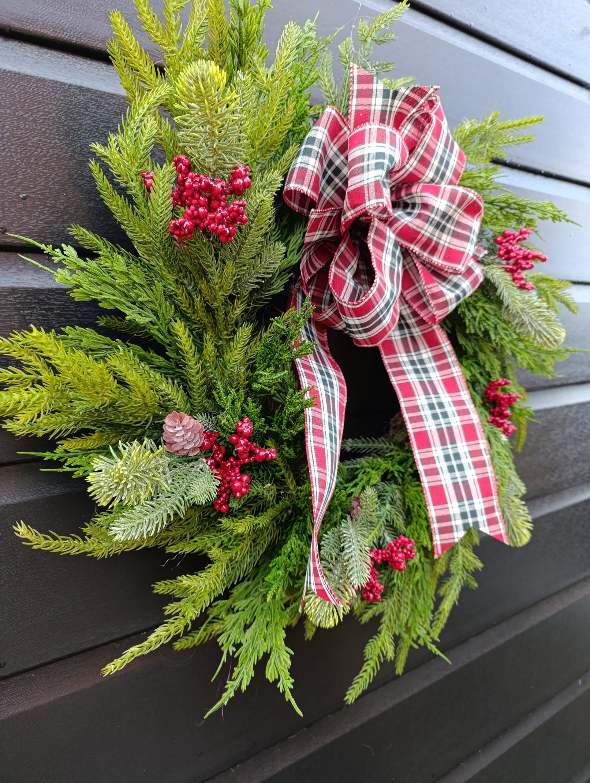 Norfolk Pine and Cedar Real Touch Winter Wreath Norfolk Pine and Cedar Real Touch Winter Wreath - Image 5