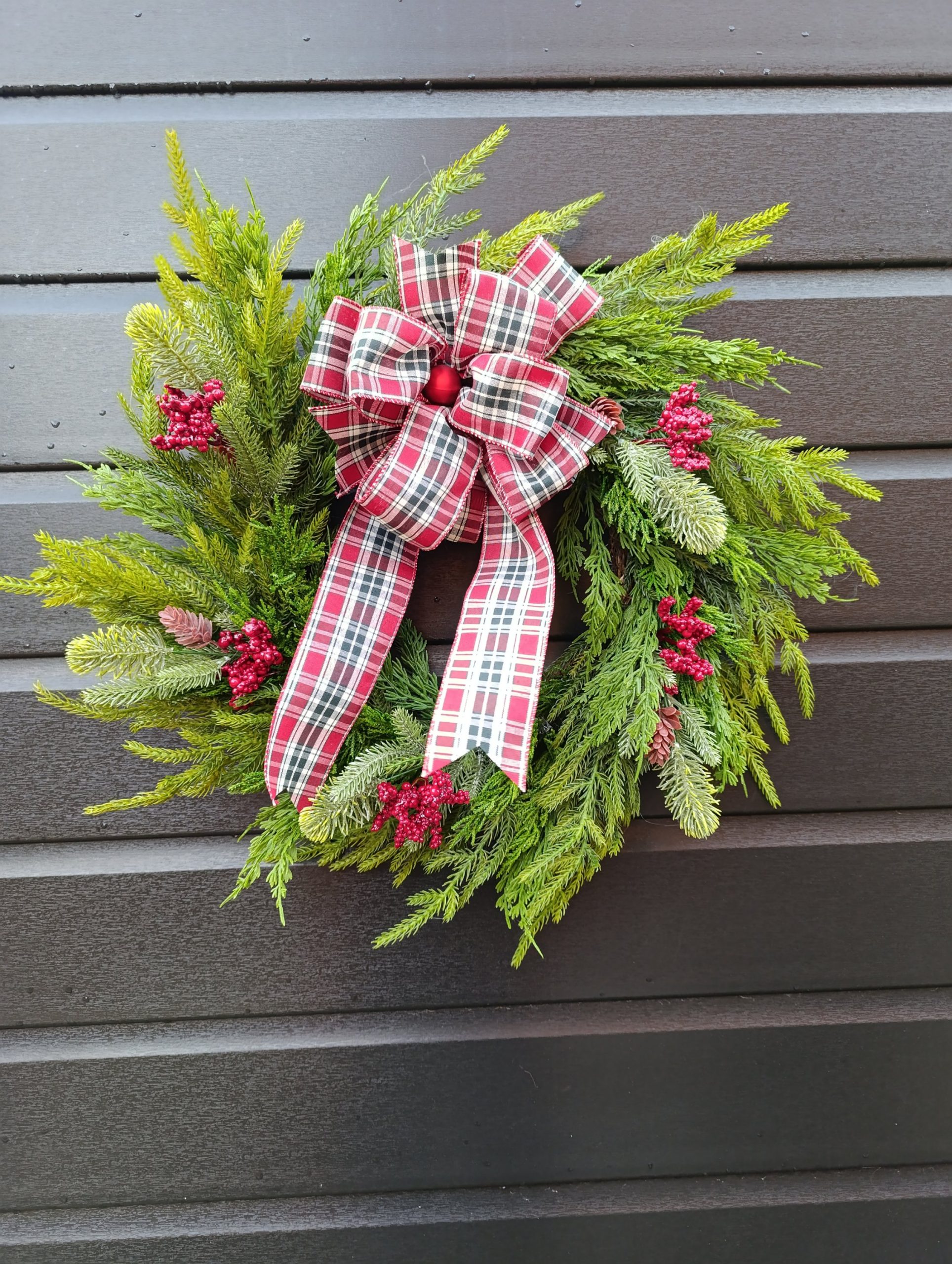 Norfolk Pine and Cedar Real Touch Winter Wreath Norfolk Pine and Cedar Real Touch Winter Wreath - Image 7