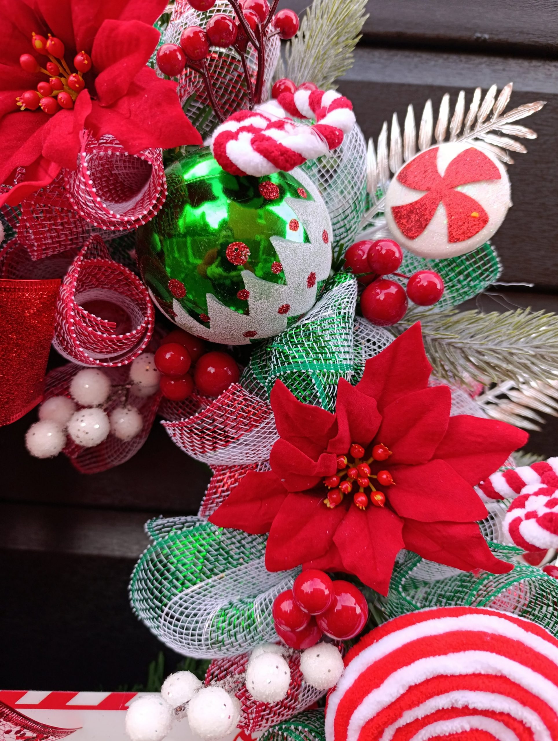Candy Cane Lane Christmas Wreath - Handmade 65cm Deluxe Door Decor Candy Cane Lane Christmas Wreath - Handmade 65cm Deluxe Door Decor - Image 5