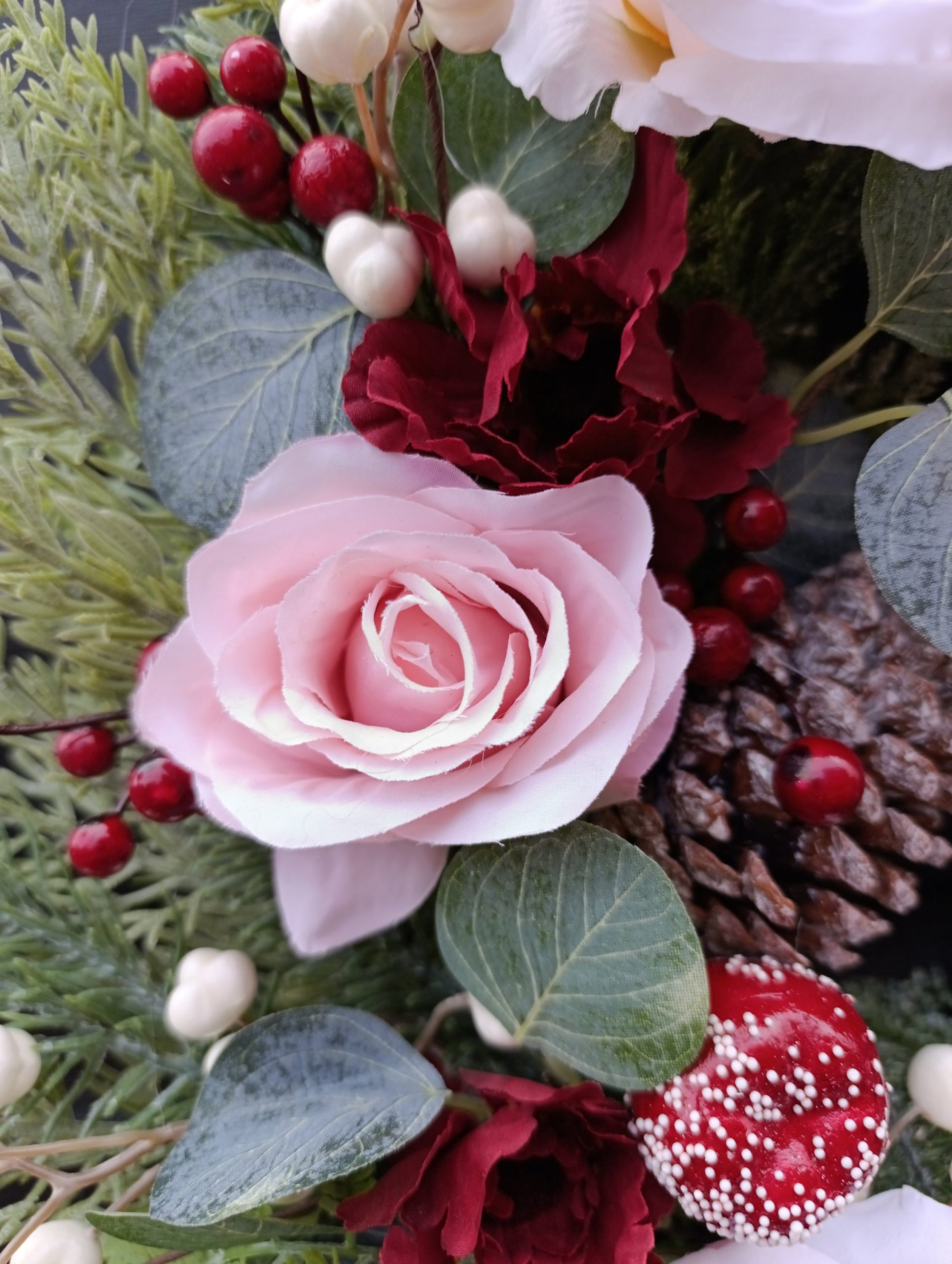 Pink & Burgundy Rose Wreath - Winter Door Wreath With Realistic Greenery Pink & Burgundy Rose Wreath - Winter Door Wreath With Realistic Greenery - Image 6